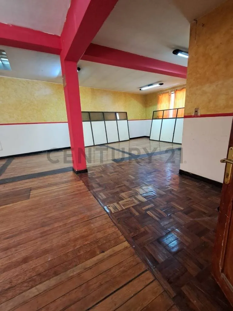 Foto 17 de Amplio y Estratégicamente Ubicado | Local u Oficina en Alquiler – Miraflores