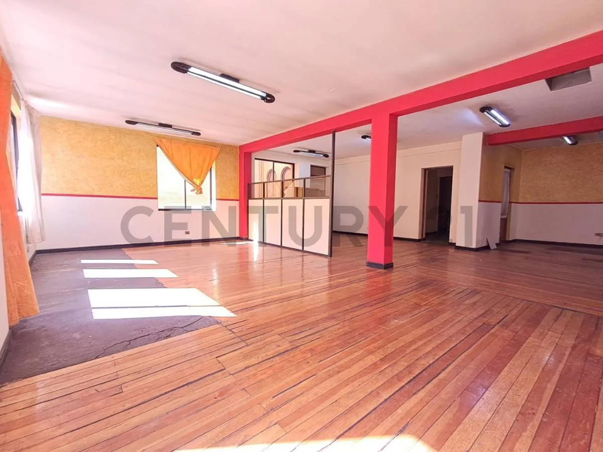Foto 7 de Amplio y Estratégicamente Ubicado | Local u Oficina en Alquiler – Miraflores