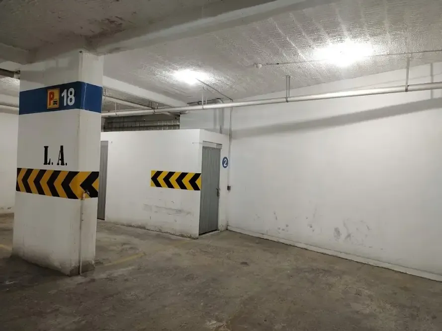 Foto 8 de Local Comercial en Venta Edificio Torres Muyurina