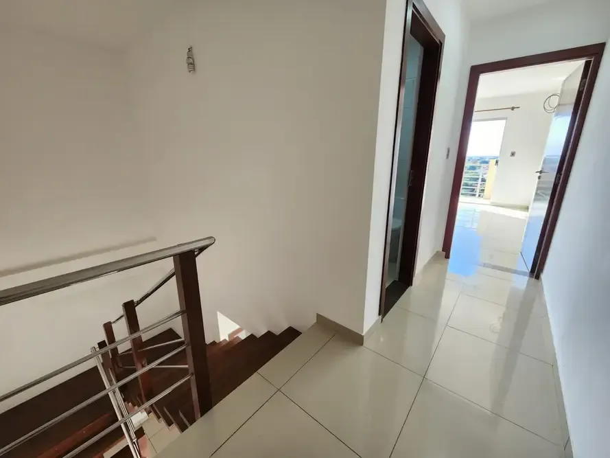 Foto 4 de Departamento Dúplex de 3 Dormitorios en Venta – Zona Norte, Condominio Jazmines del Parque 1