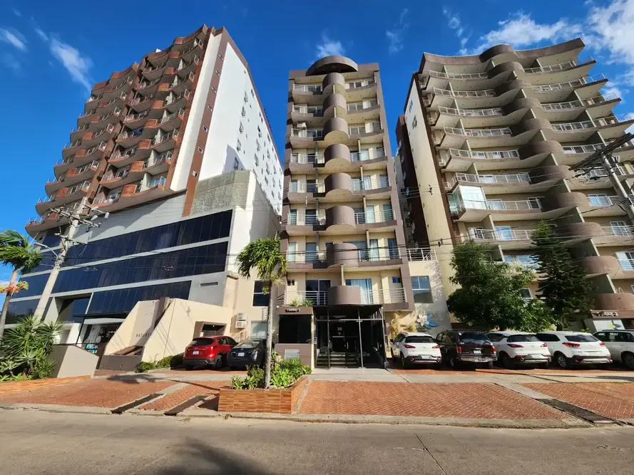 Foto 1 de Departamento Dúplex de 3 Dormitorios en Venta – Zona Norte, Condominio Jazmines del Parque 1