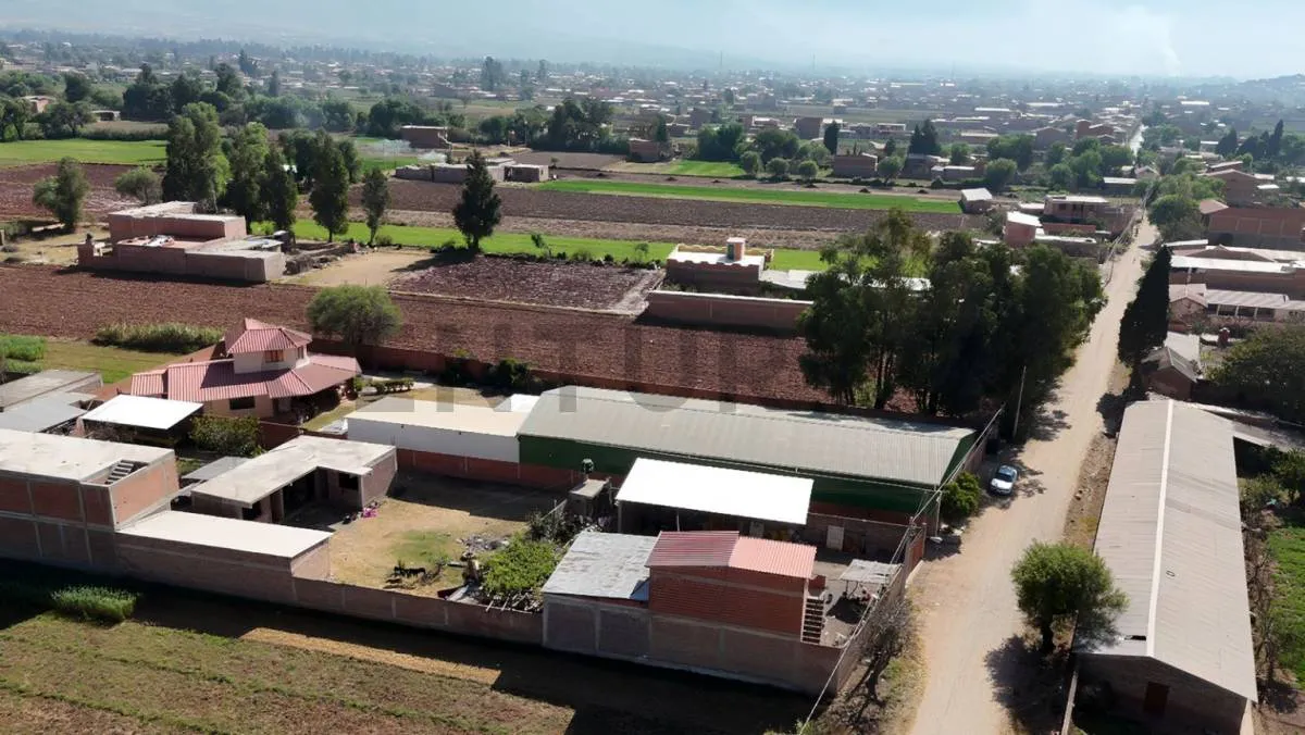 Foto 4 de Casa con Galpón en Venta – Km 21 Quillacollo, entrada a Mallco Chapi