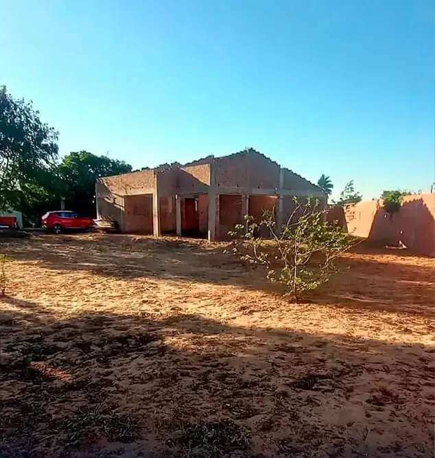 Foto 5 de Galpon + Terreno Embardado + Casa en Obra Gruesa
