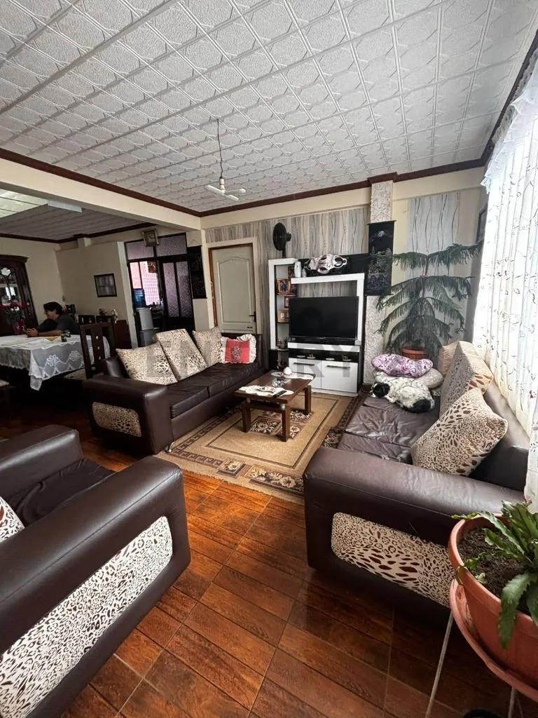 Foto 2 de Casa con Gran Rentabilidad