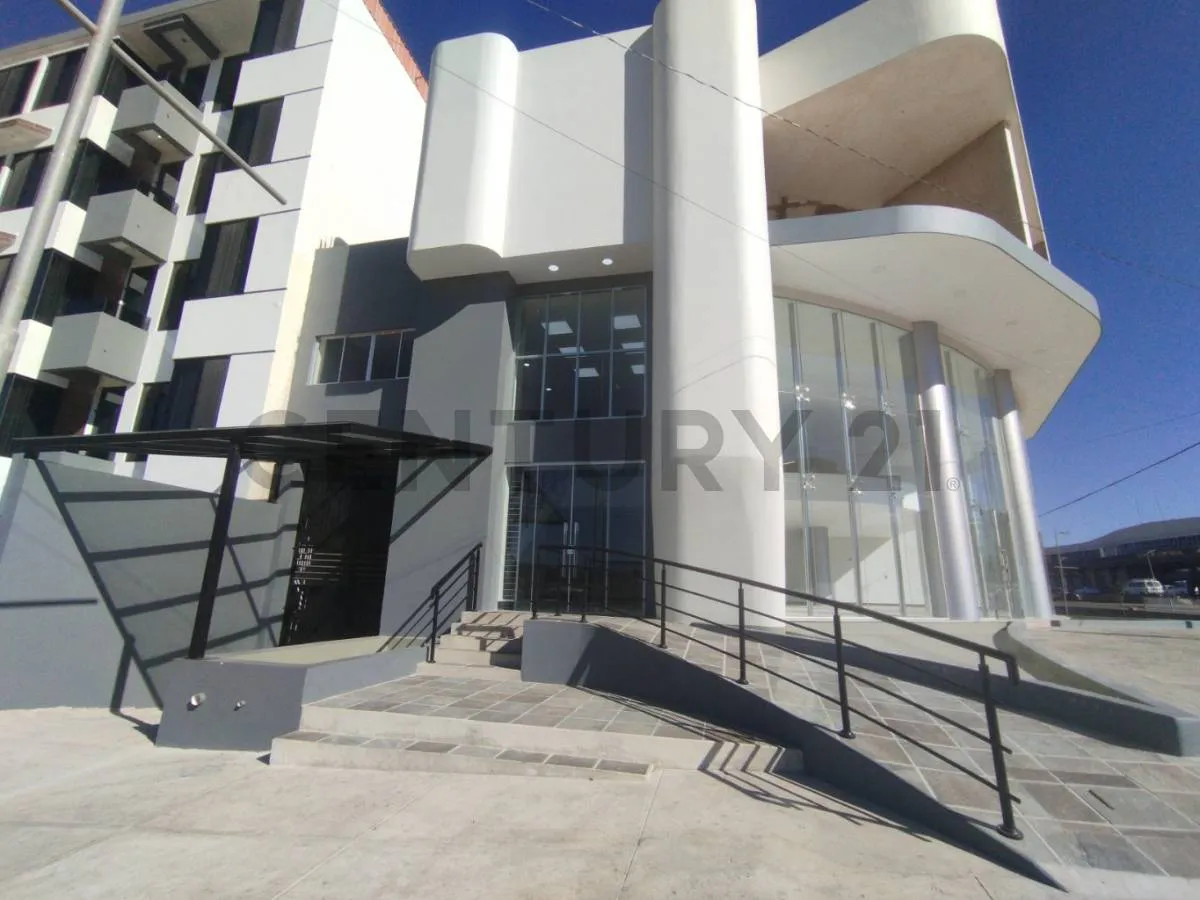Foto 1 de Local Comercial en Alquiler ! a Estrenar