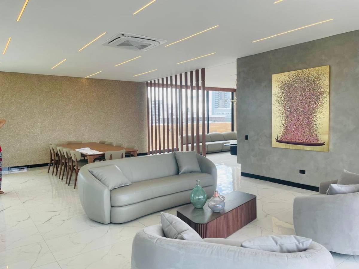 Foto 4 de Departamento de Lujo en Alquiler en Equipetrol Eurodesign