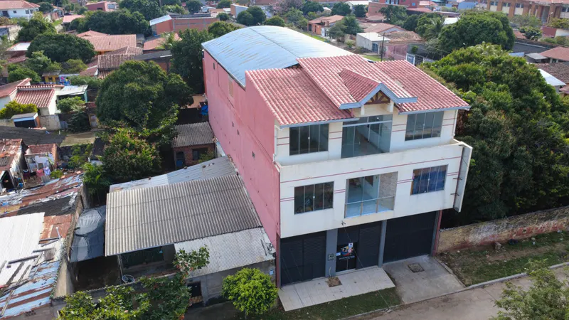 Foto 9 de 🏢🏡 Casa Comercial en Venta $Us 315.000 T.C 7– Excelente Oportunidad de Inversión