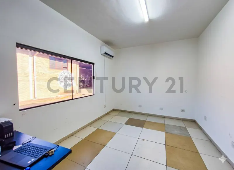 Foto 6 de Galpones en Venta Avenida santos Dumont, Barrio Ramafa, Calle Abapo.