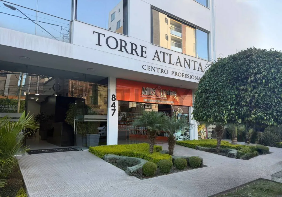 Foto 1 de Oficina en Alquiler – Torre Atlanta