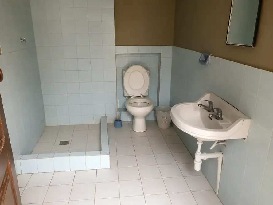 Foto 2 de Casa en Venta Montero | 1 Cuadra Plaza Principal | Ideal Inversión y Negocio