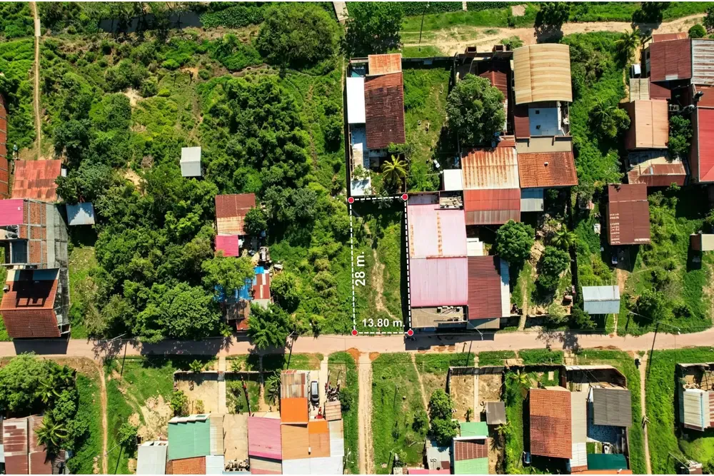 Foto 1 de Terreno en venta Zona 13 de Abril