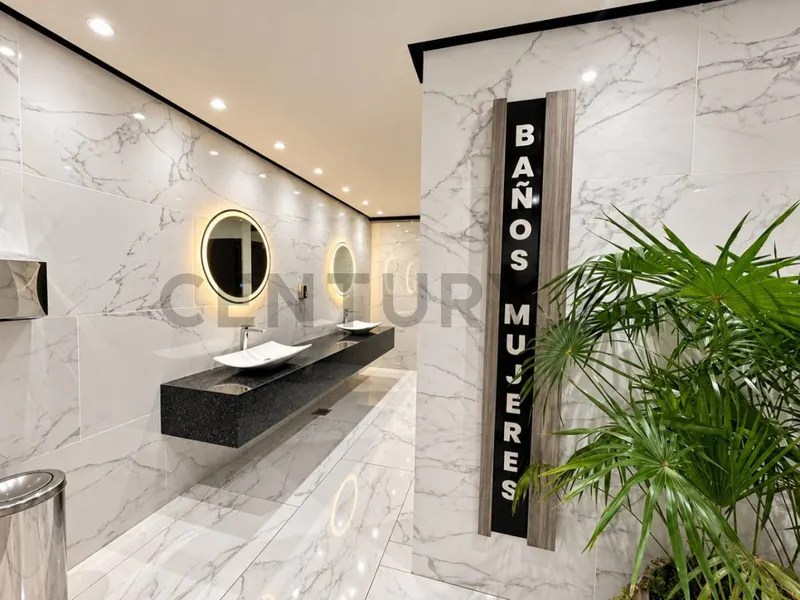 Foto 9 de Monoambiente de Lujo en Venta - Sky Tower | Equipetrol