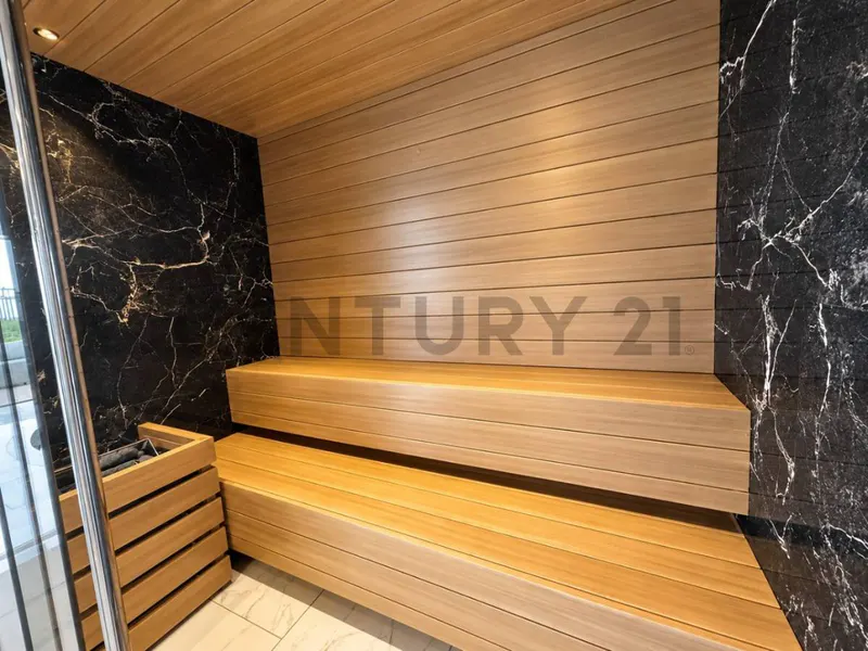 Foto 10 de Monoambiente de Lujo en Venta - Sky Tower | Equipetrol