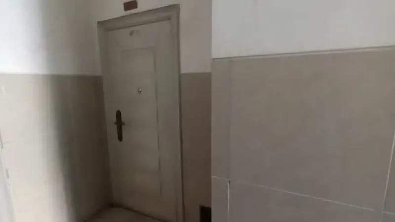 Foto 11 de Oficina en Alquiler Obrajes 40m2 con Baño y Cocineta en Planta Baja