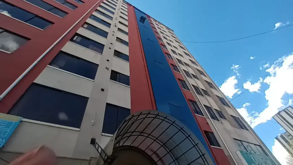 Foto 13 de Oficina en Alquiler Obrajes 40m2 con Baño y Cocineta en Planta Baja