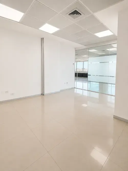 Foto 10 de Oficina en Alquiler | Torre Duo – Equipetrol