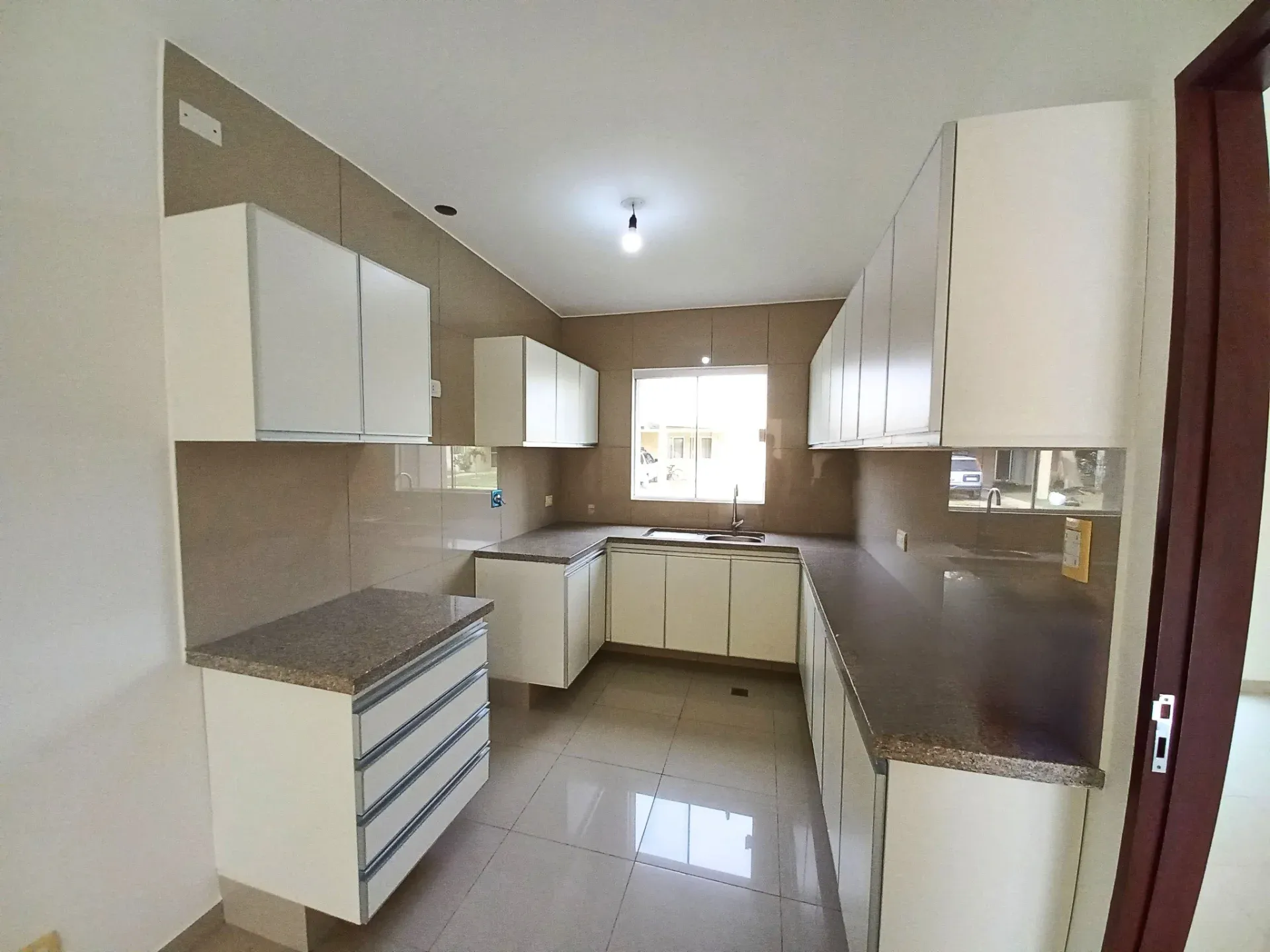 Foto 4 de En Alquiler | Hermosa Casa en Condominio Sevilla El Bosque