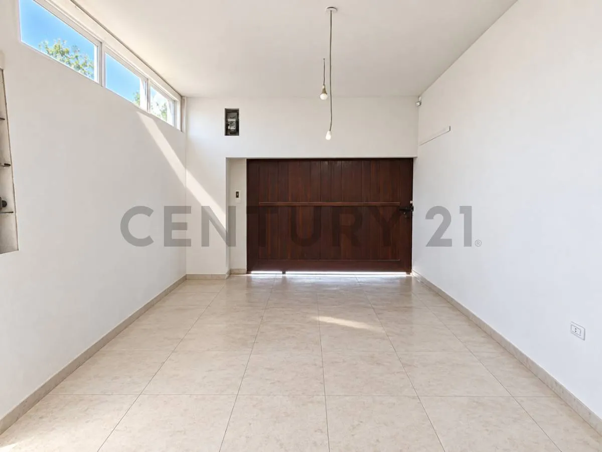 Foto 3 de Casa amplia en Zona Este