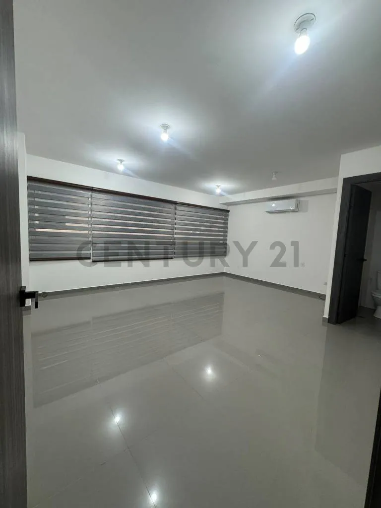 Foto 4 de Oficina en Venta | Edificio Oficentro
