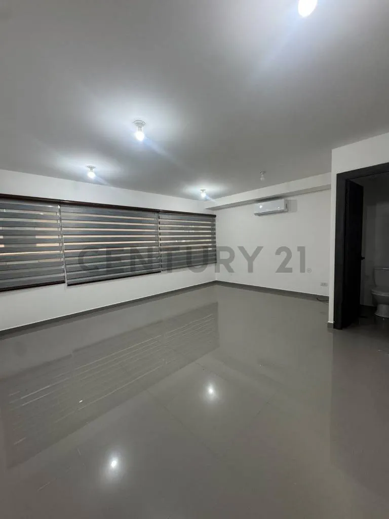 Foto 5 de Oficina en Venta | Edificio Oficentro