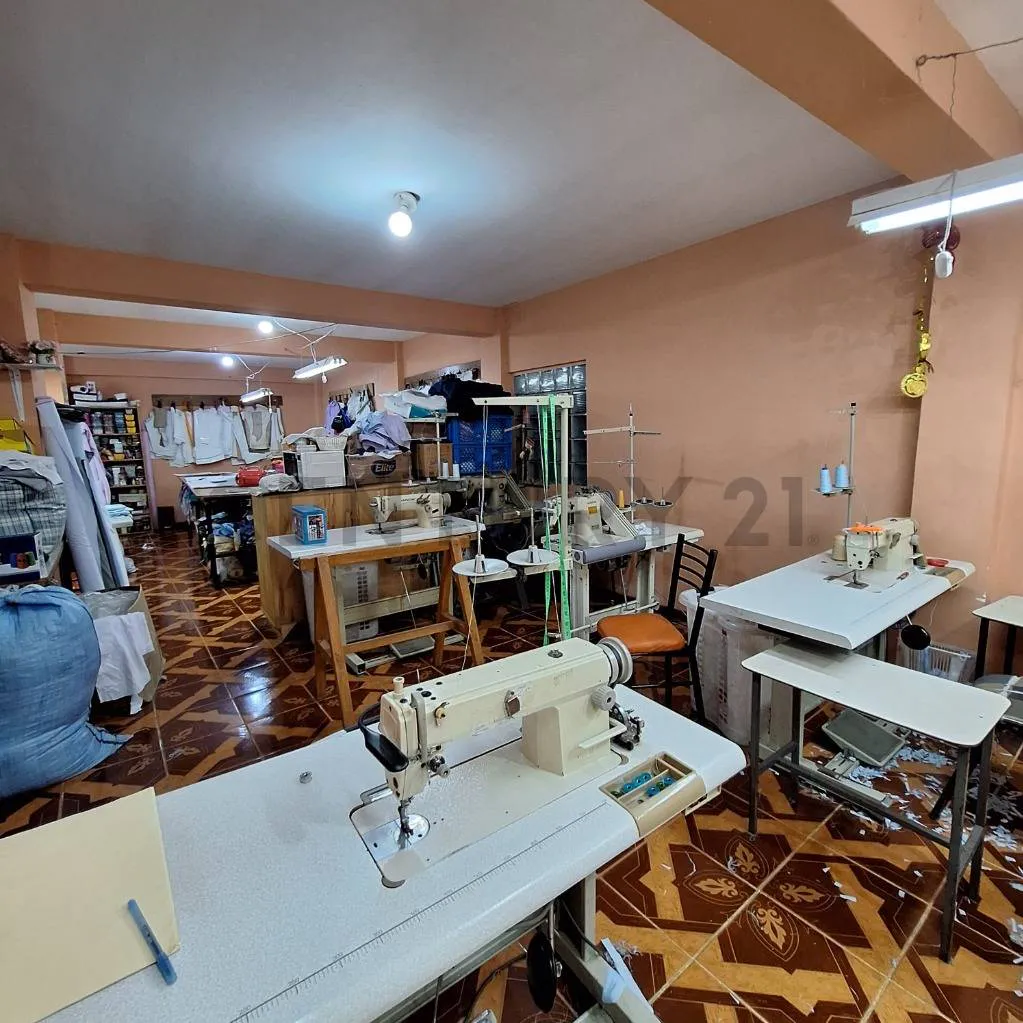 Foto 2 de Venta de Taller, Deposito o Salon de Eventos Centro de La Paz