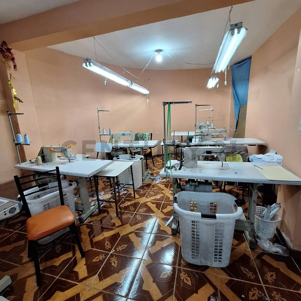 Foto 1 de Venta de Taller, Deposito o Salon de Eventos Centro de La Paz