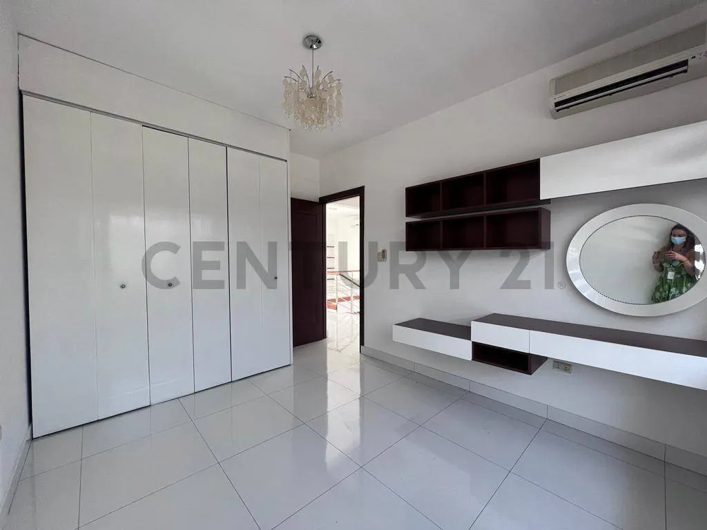 Foto 3 de Casa en Venta en Condominio Florencia