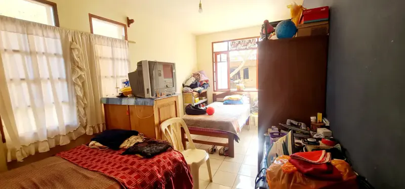 Foto 9 de 📍 ¡Ubicación Privilegiada❗ Hermosa Casa en Venta a Pasos de La Av. Colcapirhua (Zona Sumumpaya)