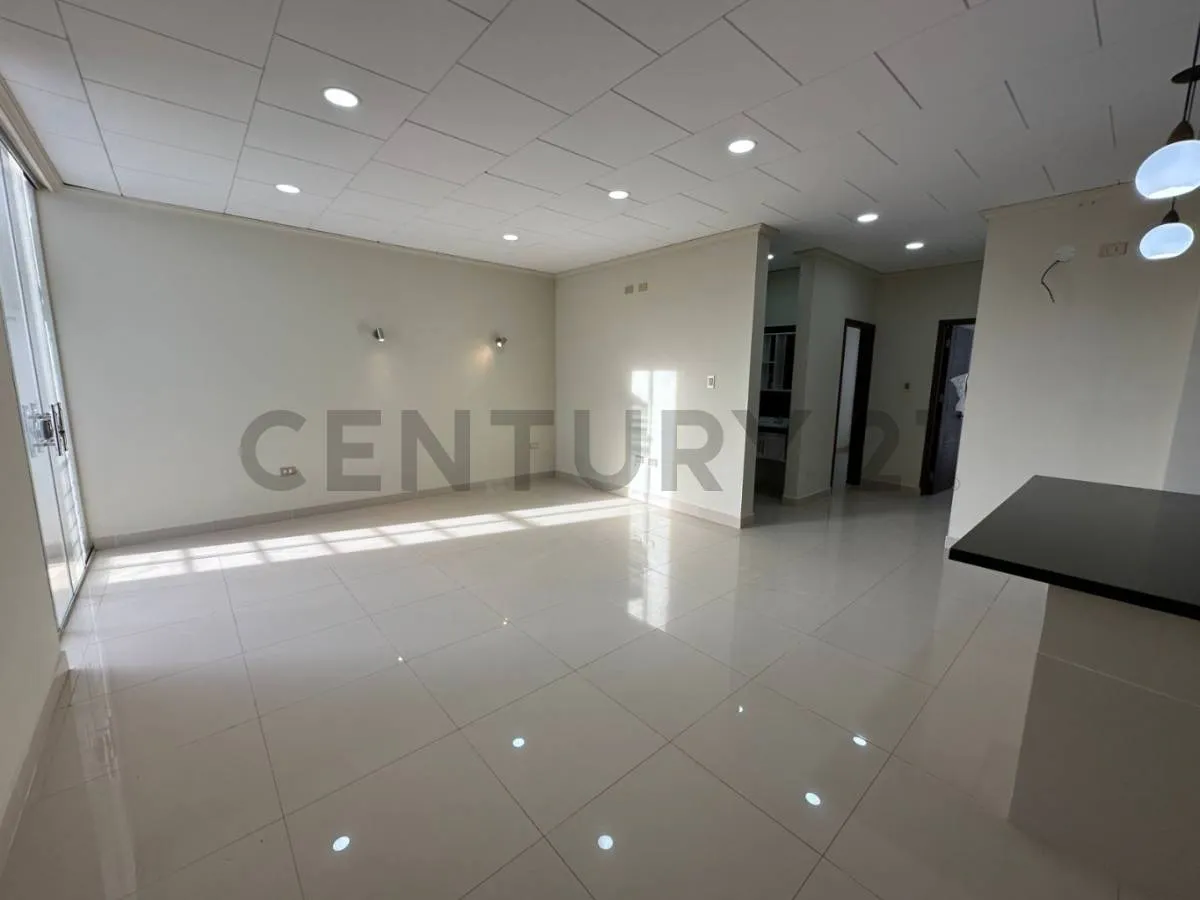 Foto 1 de Departamento en Alquiler – Edificio Carlos