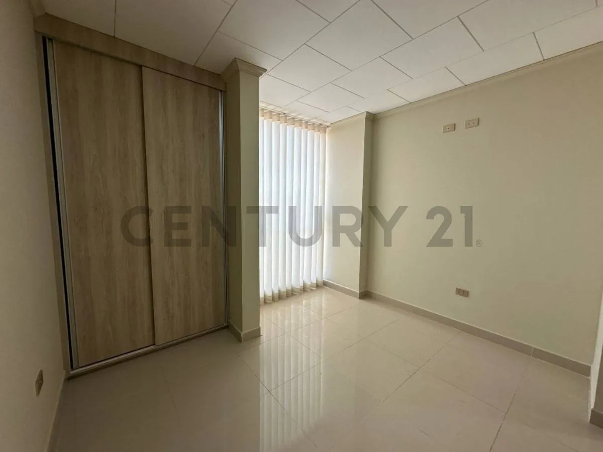 Foto 8 de Departamento en Alquiler – Edificio Carlos