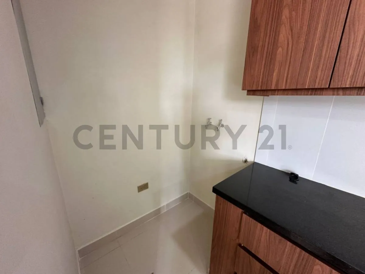 Foto 4 de Departamento en Alquiler – Edificio Carlos