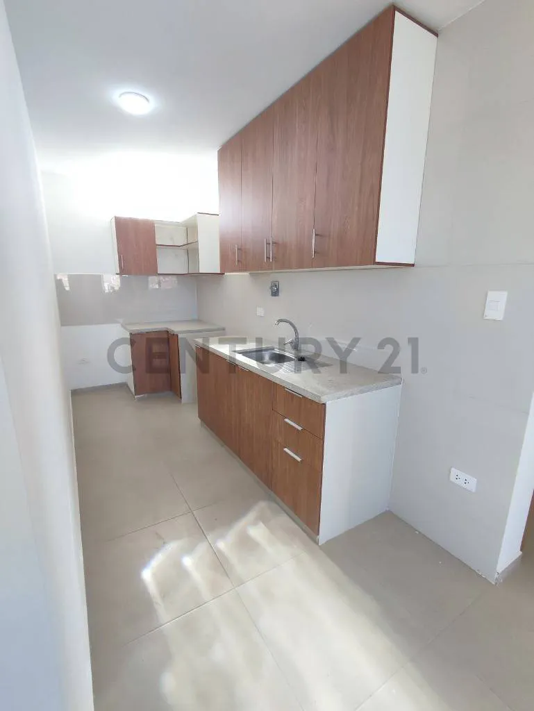 Foto 11 de Departamento en Alquiler - 1.800 Bs