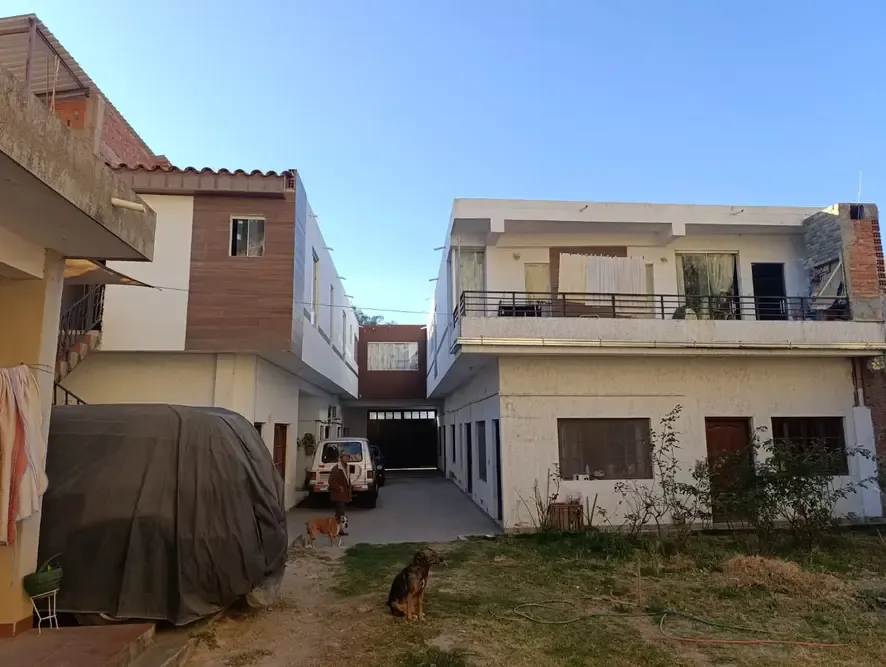 Foto 9 de Casa Amplia en Venta – Barrio Germán Busch