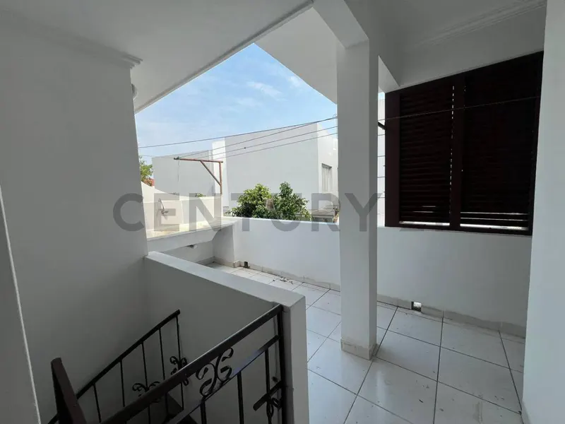 Foto 11 de Casa de Lujo en Alquiler – Colinas 1, Urubó 5 Dormitorios