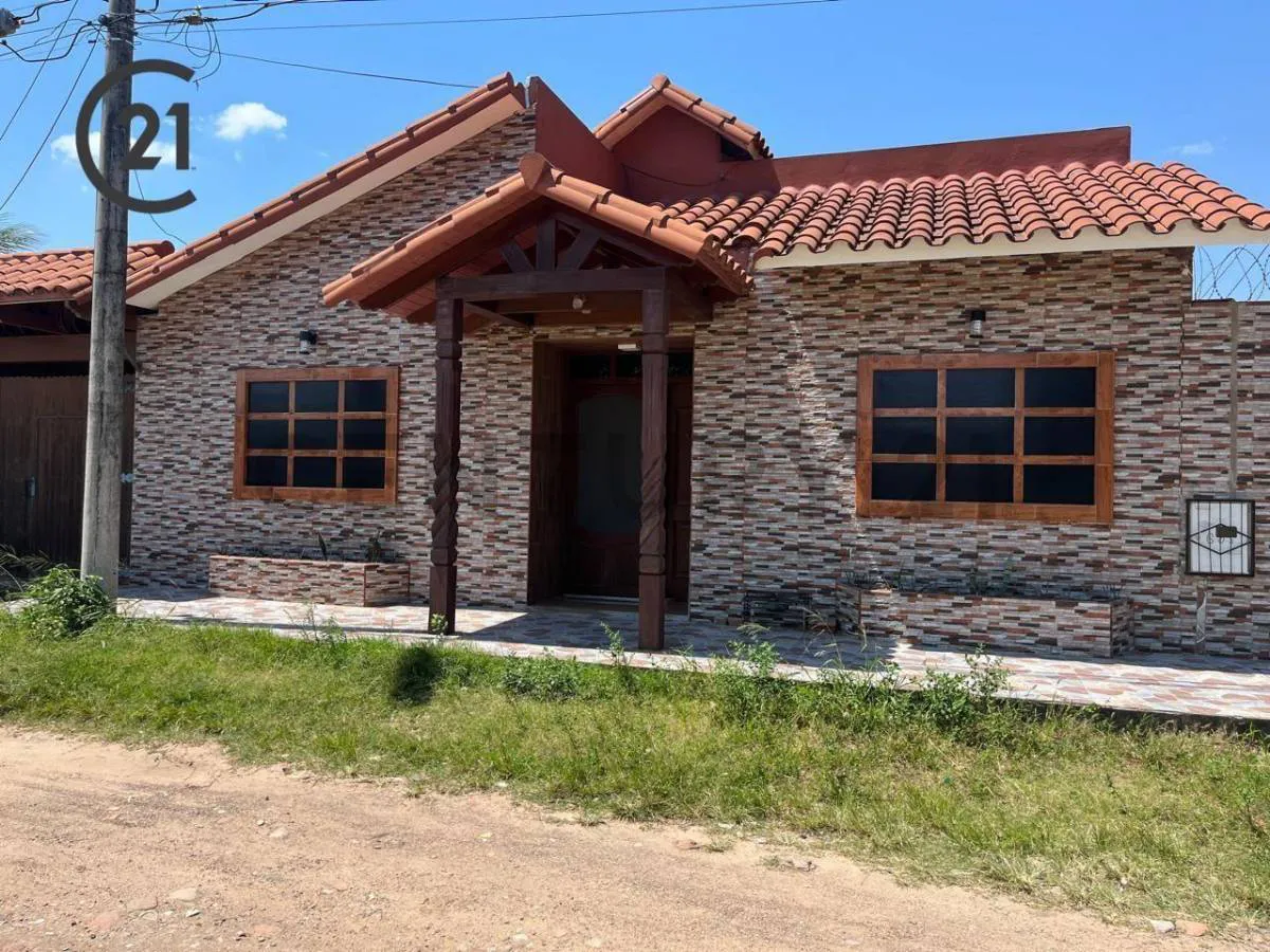 Foto 2 de Casa en Alquiler Zona Este Av Virgen de Lujan y 6to Anillo