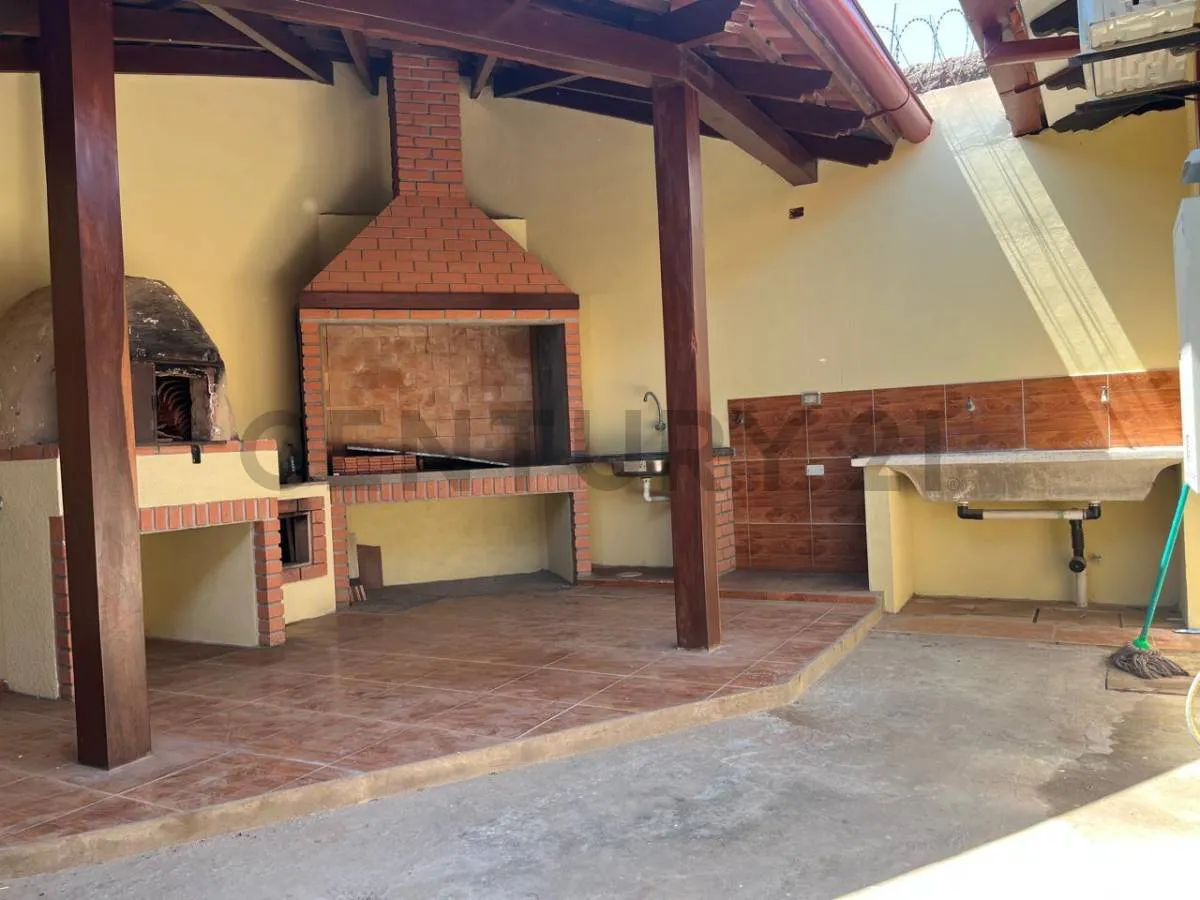 Foto 14 de Casa en Alquiler Zona Este Av Virgen de Lujan y 6to Anillo