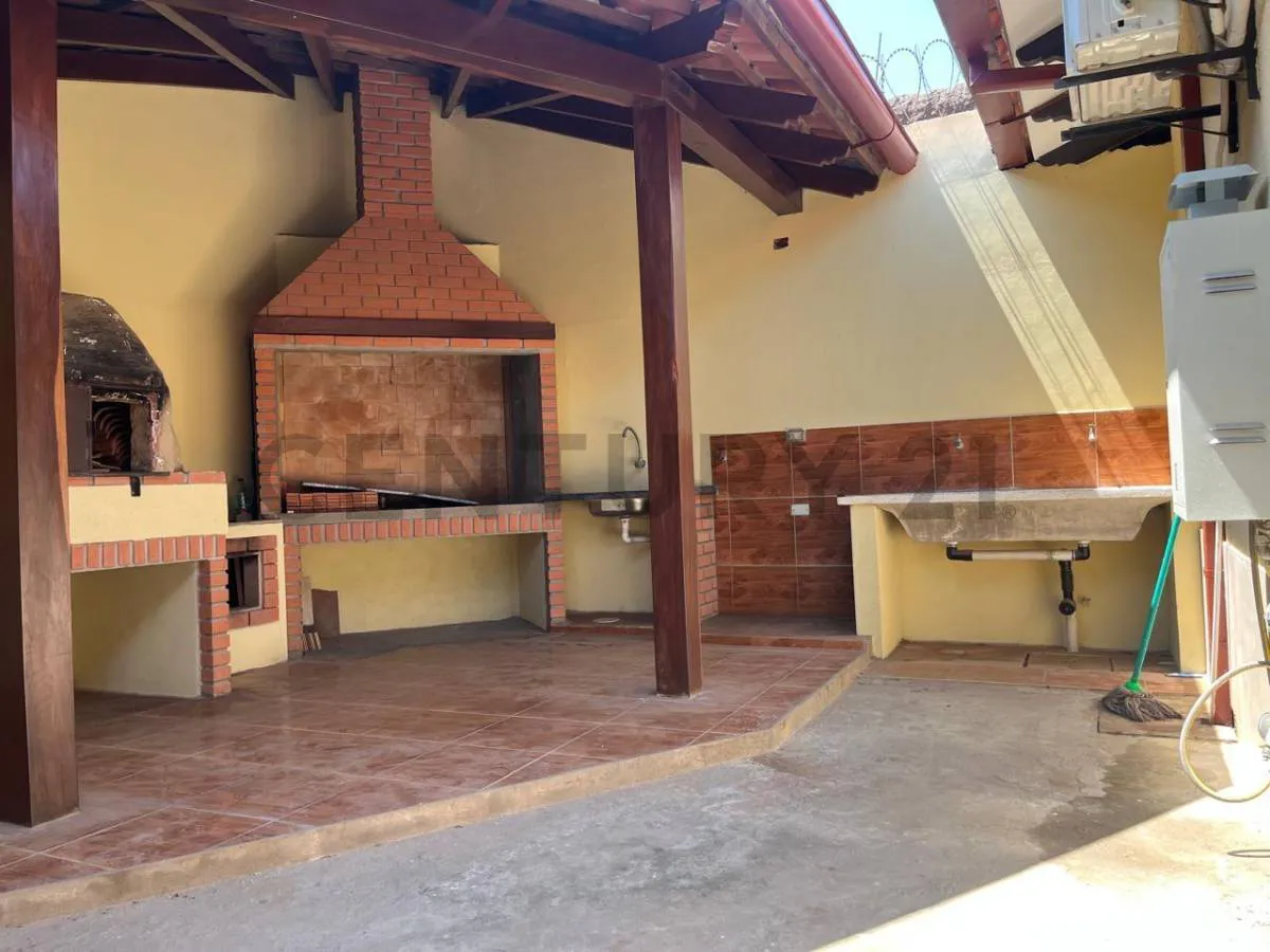 Foto 15 de Casa en Alquiler Zona Este Av Virgen de Lujan y 6to Anillo