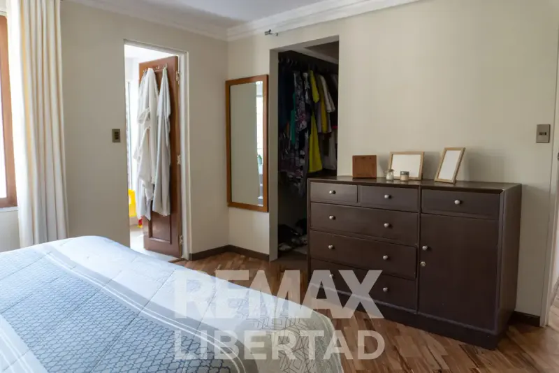 Foto 7 de Hermosa casa en Urbanización en Venta