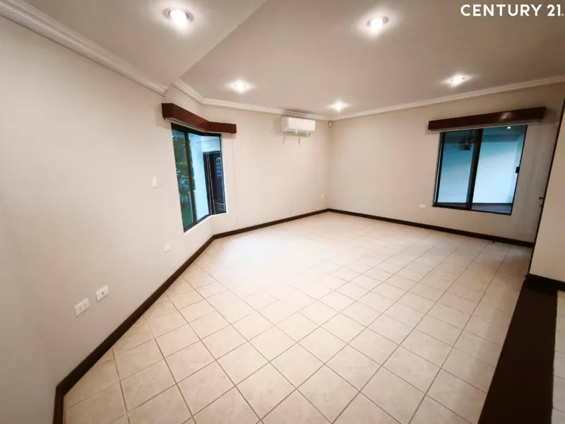 Foto 4 de CASA EN VENTA DENTRO DE CONDOMINIO,ZONA NORTE