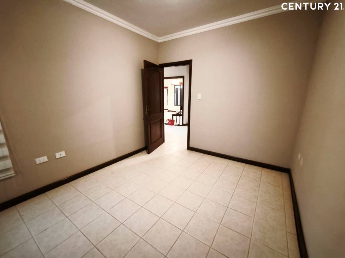 Foto 6 de CASA EN VENTA DENTRO DE CONDOMINIO,ZONA NORTE