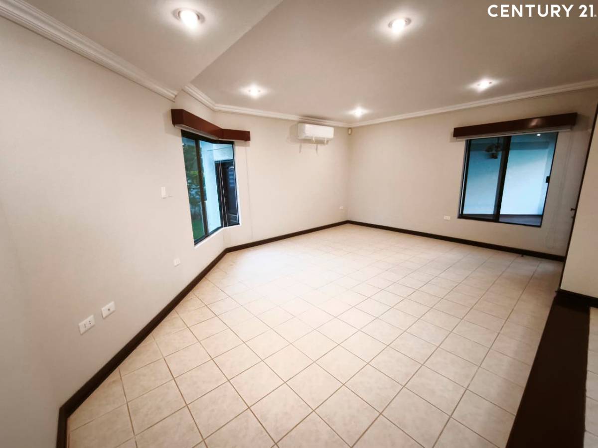 Foto 4 de CASA EN VENTA DENTRO DE CONDOMINIO,ZONA NORTE