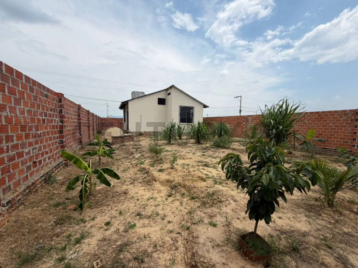 Foto 8 de Atractiva Vivienda en Venta con Documentacion al Dia