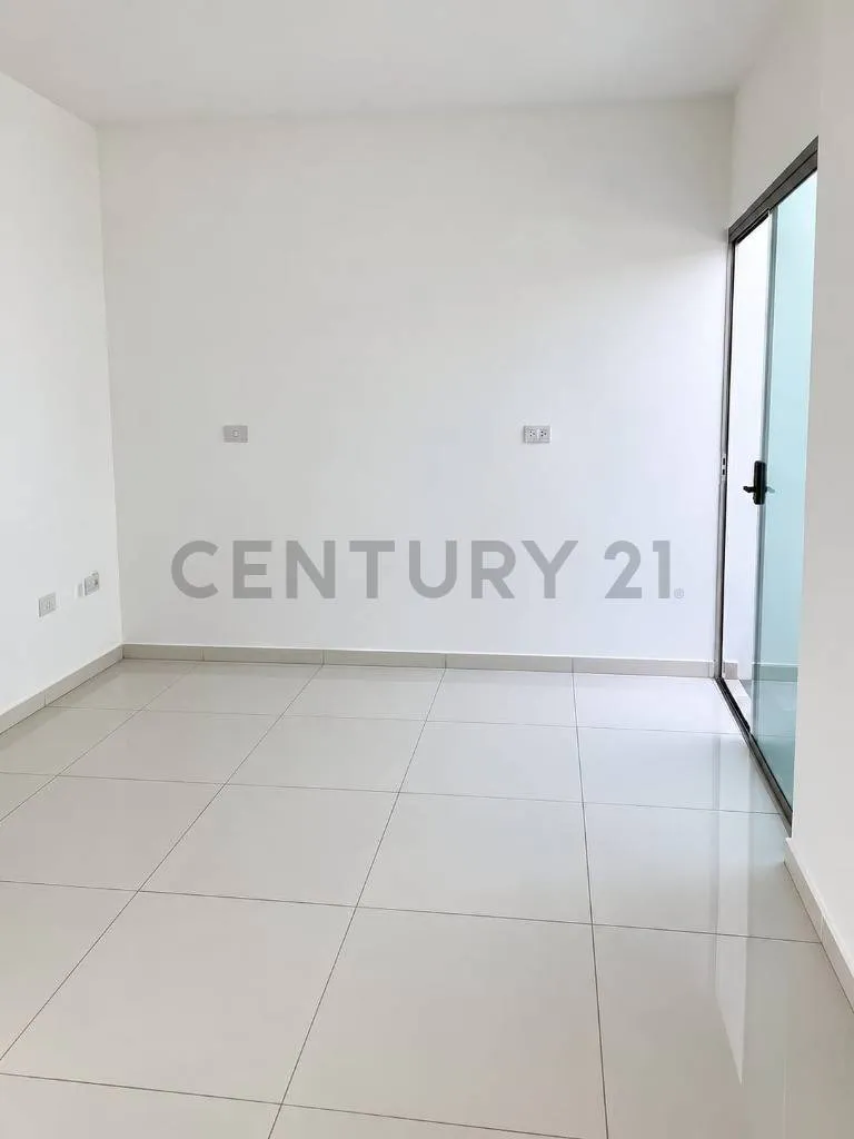 Foto 4 de Casa en Venta 3 Dormitorios Zona Carretera Cotoca Km 13 Barrio Mapaiso Este