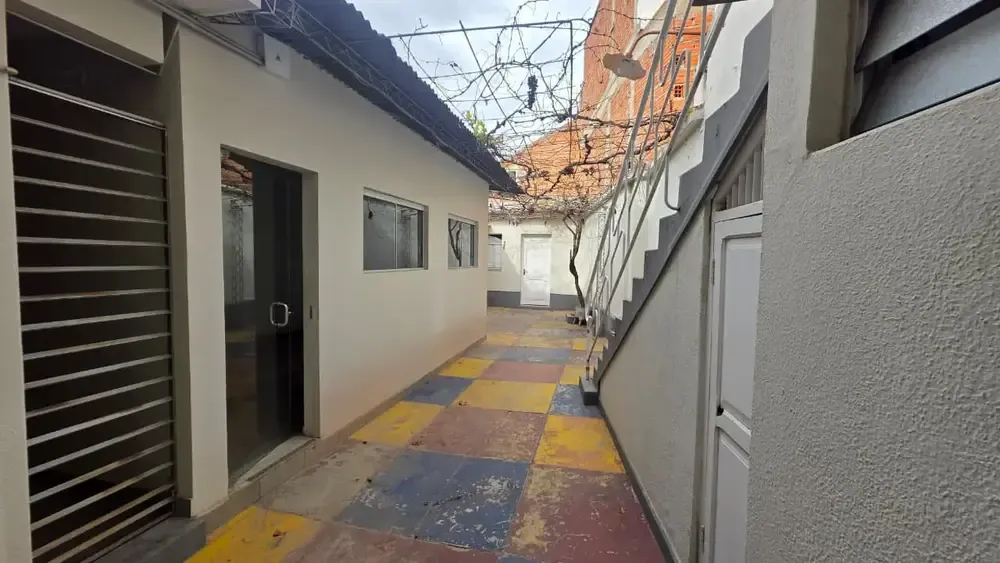 Foto 8 de Venta de Edificio Comercial Centrico, Frente a La Plaza Sucre, Tarija