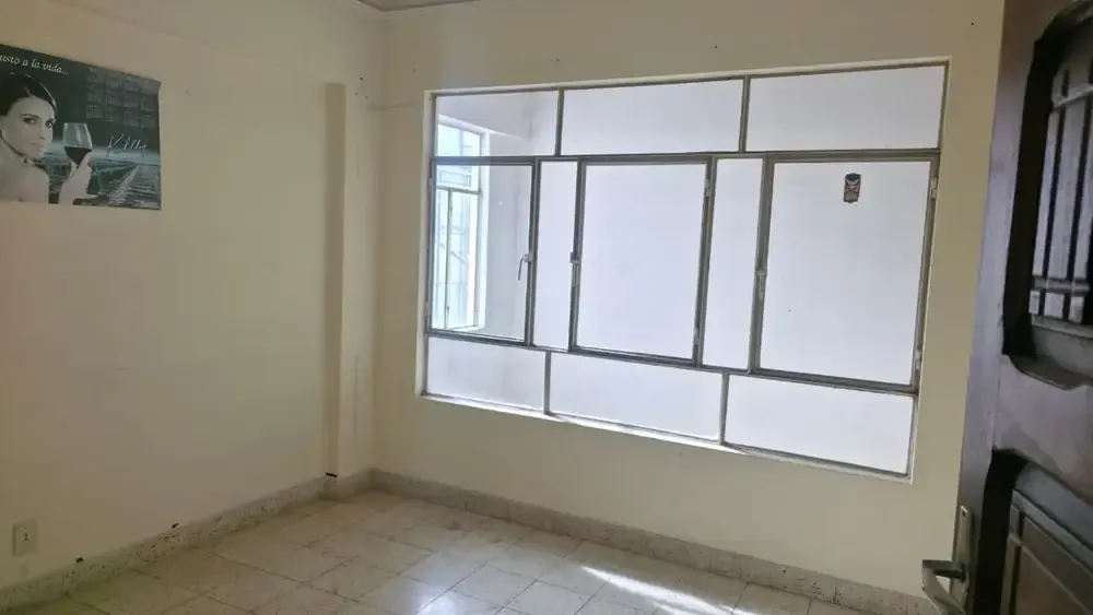 Foto 13 de Venta de Edificio Comercial Centrico, Frente a La Plaza Sucre, Tarija