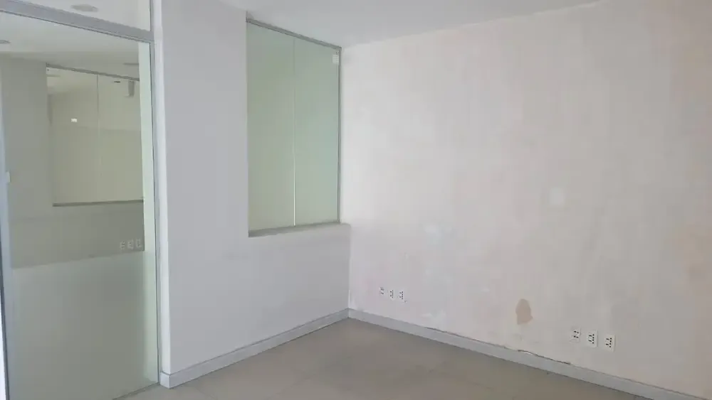 Foto 5 de Venta de Edificio Comercial Centrico, Frente a La Plaza Sucre, Tarija