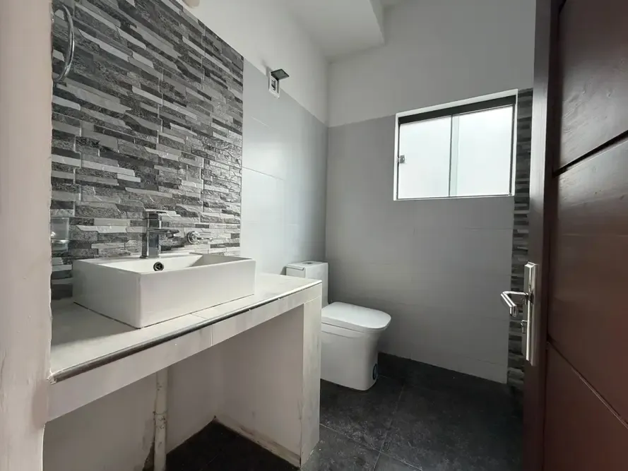 Foto 12 de Casa Moderna en Zona Residencial Tablada – Tarija, Bolivia