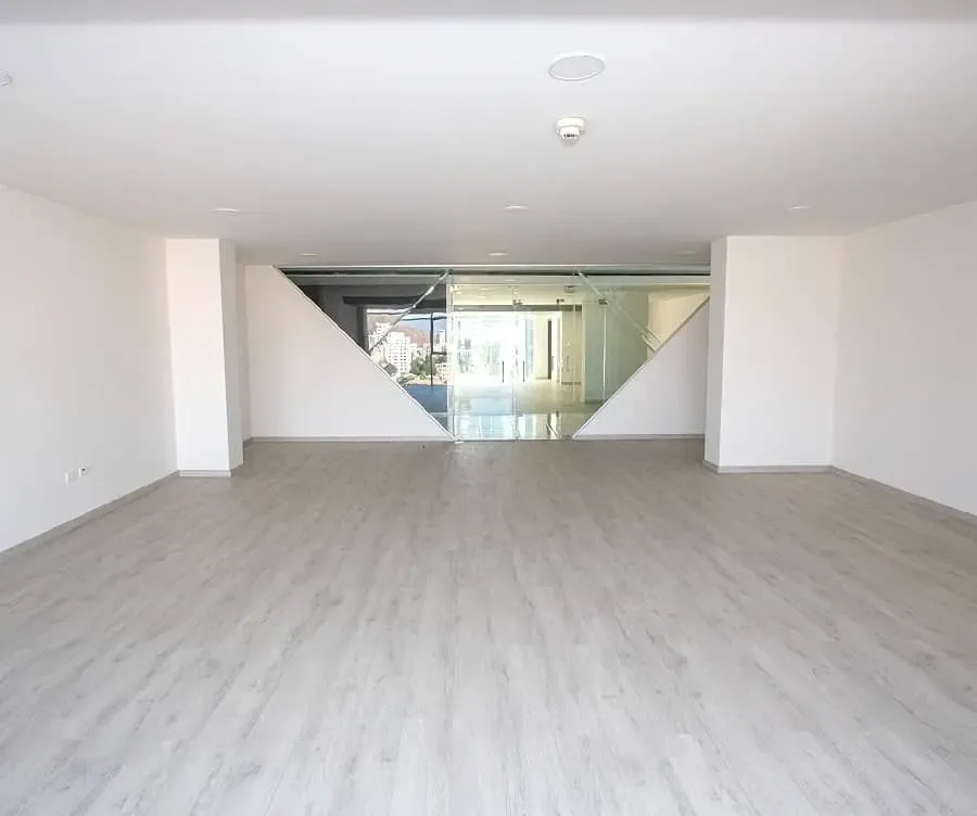 Foto 6 de Oficina Lujo Paseo Aranjuez 83 m2 baño cocina P-10 vista fantástica Propietario