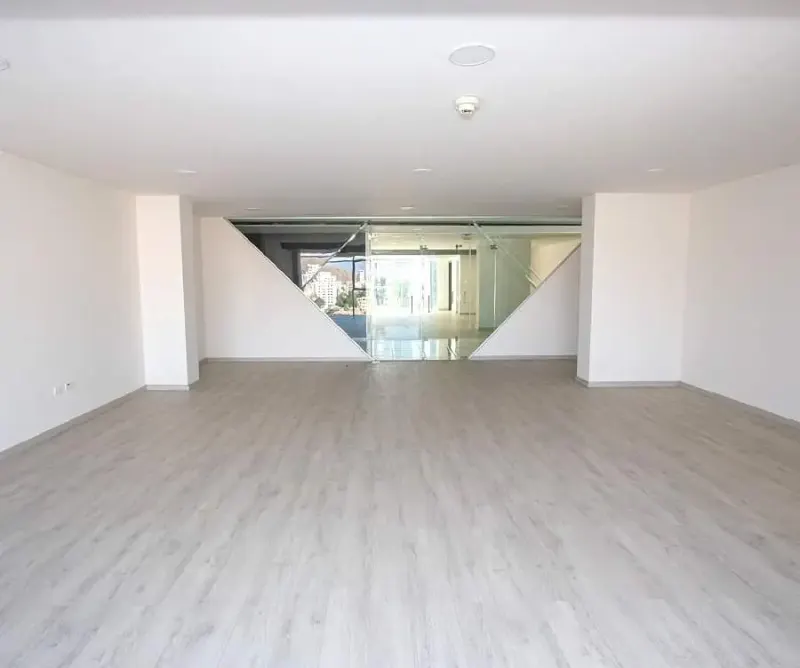 Foto 6 de Oficina Lujo Paseo Aranjuez 83 m2 baño cocina P-10 vista fantástica Propietario