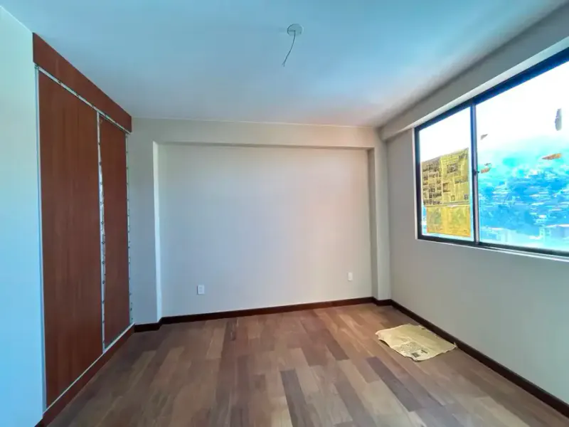 Foto 9 de Departamento en Venta 3 Dormitorios - Plaza Villarroel Miraflores
